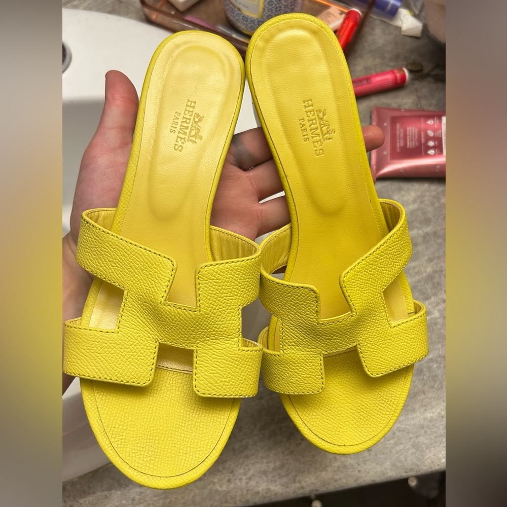 Hermes Sandals